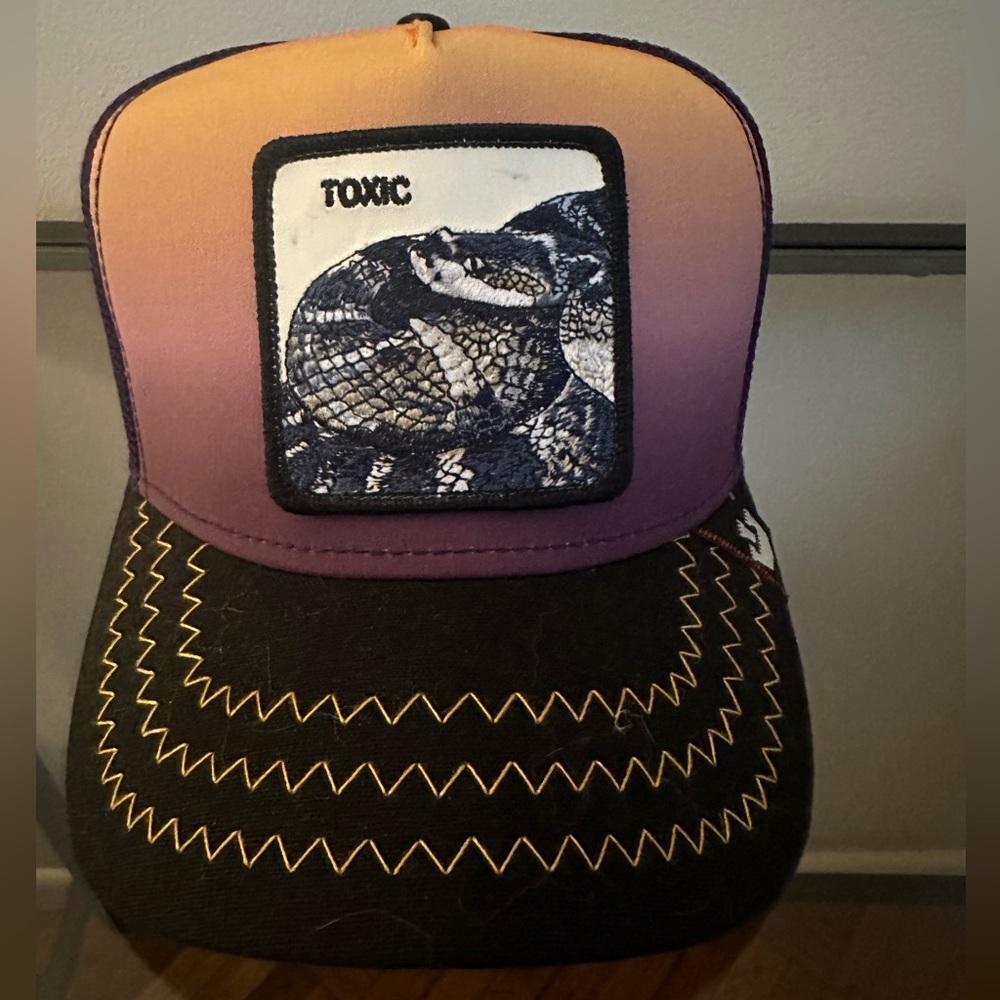 *NWT* Goorin Bros “Toxic” 🐍Trucker Hat OS